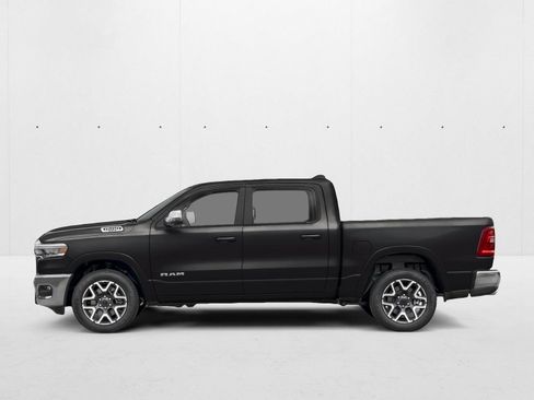 New 2026 RAM 1500 Laramie AWD/4WD image 3