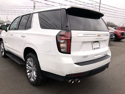 Used 2021 Chevrolet Tahoe Premier w/ Premium Package image 4