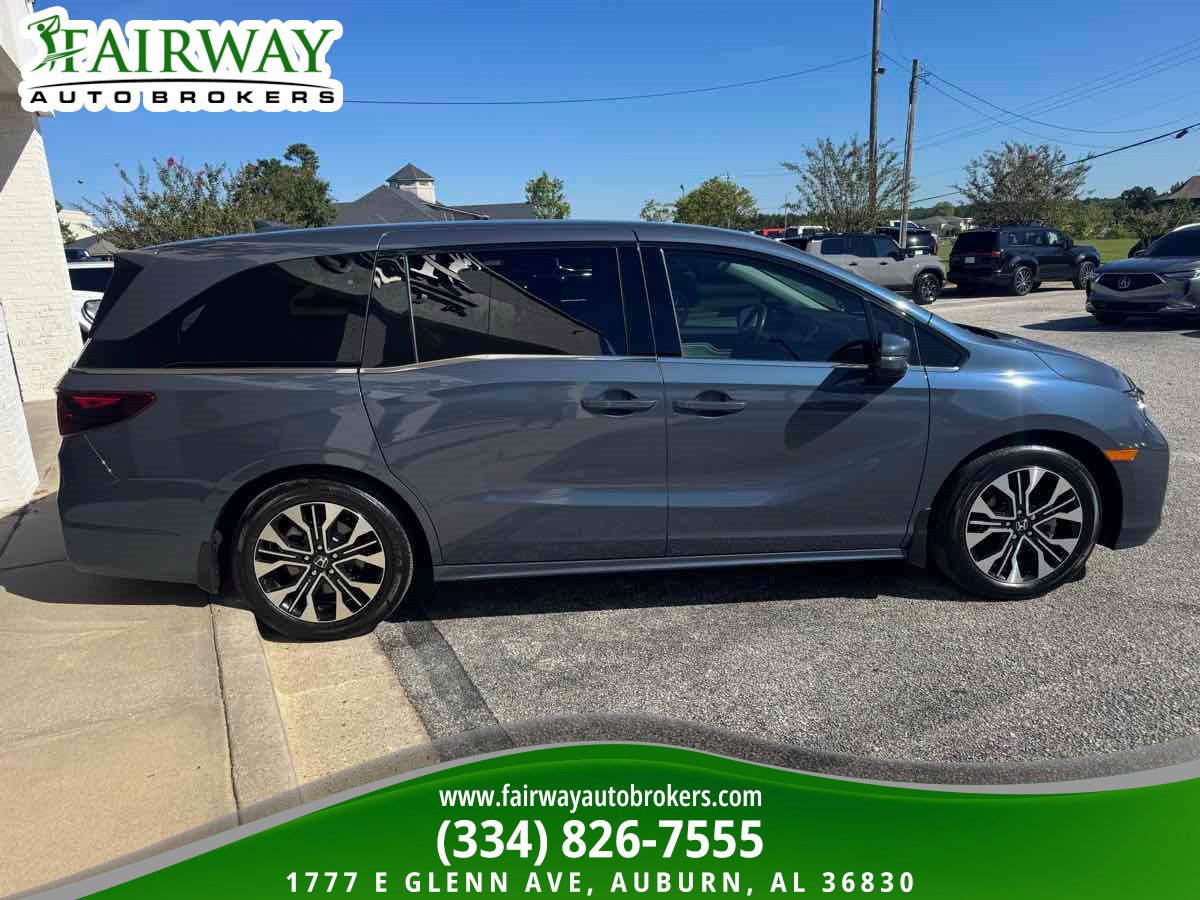 Used 2025 Honda Odyssey Elite image 5