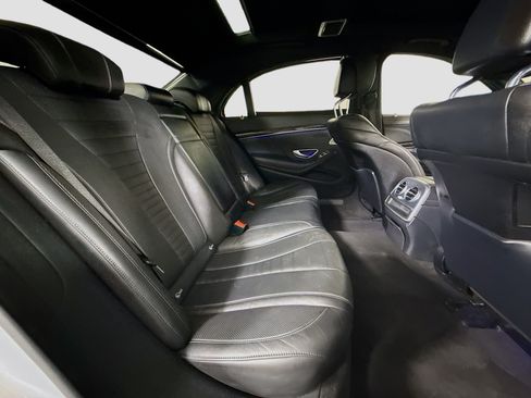 Used 2016 Mercedes-Benz S 550 Sedan image 27