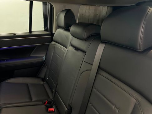 Used 2024 Hyundai Santa Fe Limited image 21