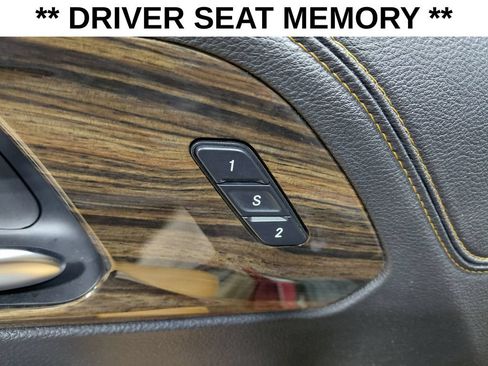 Certified 2021 Chrysler Pacifica Pinnacle AWD/4WD image 16