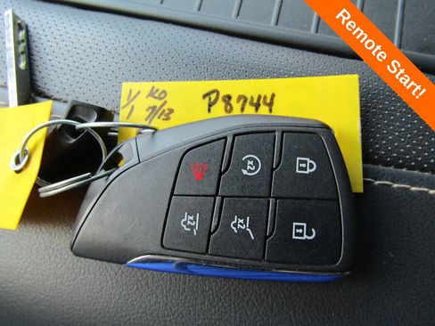 Used 2023 Chevrolet Suburban Premier w/ Texas Edition AWD/4WD image 28