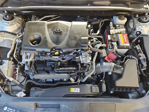 Used 2021 Toyota Camry SE image 26