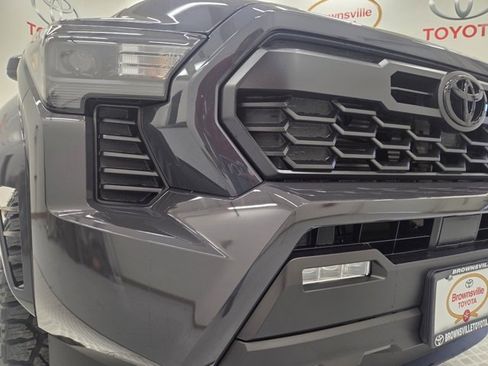 New 2025 Toyota Tacoma TRD Sport image 9