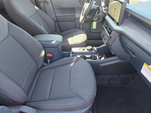 Certified 2026 Ford Maverick XL image 13