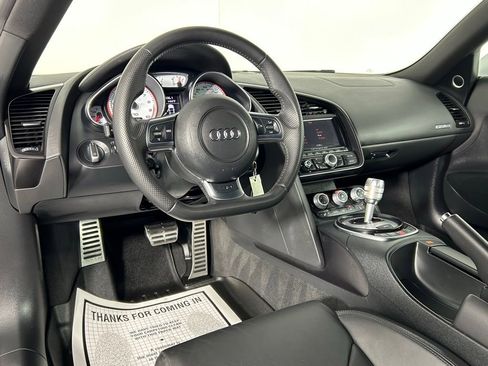 Used 2012 Audi R8 V10 AWD/4WD image 12