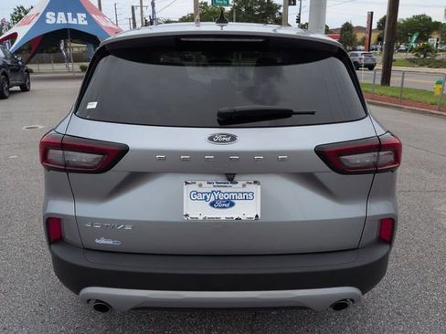 Used 2024 Ford Escape Active FWD image 5