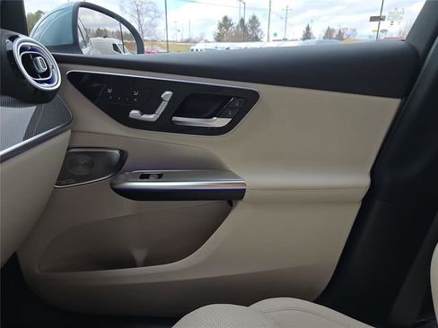 New 2026 Mercedes-Benz GLC 300 4MATIC image 25