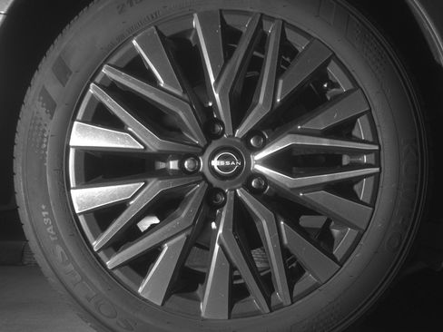 Used 2025 Nissan Altima 2.5 SV image 15