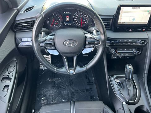 Certified 2022 Hyundai Veloster N image 14