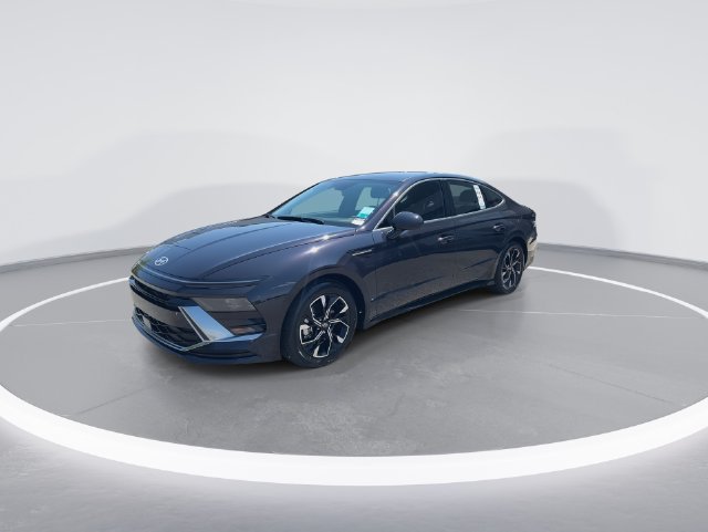 Used 2025 Hyundai Sonata SEL AWD/4WD image 4