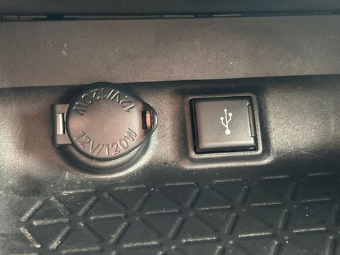 Used 2020 Toyota RAV4 LE image 25