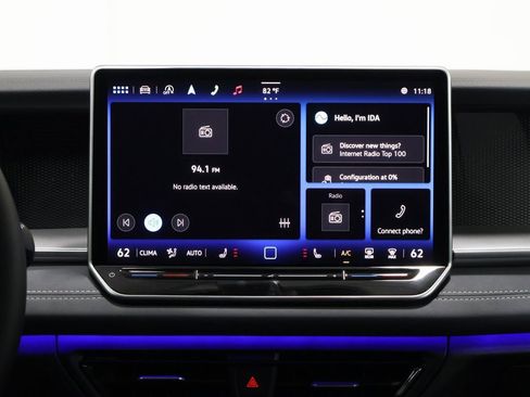 New 2025 Volkswagen Tiguan SE image 19