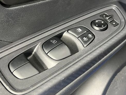 Used 2024 Nissan Versa S w/ S Plus Package image 20