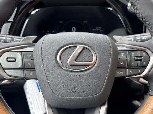 New 2026 Lexus RX 350h AWD/4WD image 17