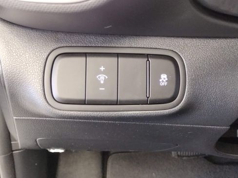 Certified 2023 Hyundai Venue SE FWD image 28