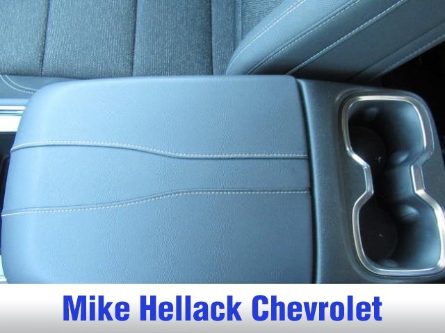 Used 2026 Chevrolet Traverse LT FWD image 34