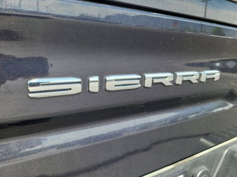 Used 2023 GMC Sierra 1500 SLE image 24