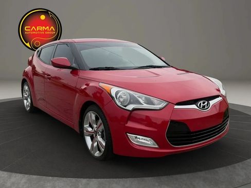 Used 2013 Hyundai Veloster w/ Style Pkg FWD image 7
