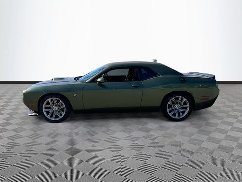 Used 2020 Dodge Challenger R/T Scat Pack RWD image 4
