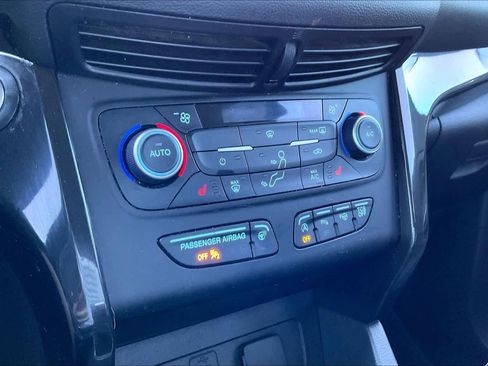 Used 2018 Ford Escape Titanium AWD/4WD image 33