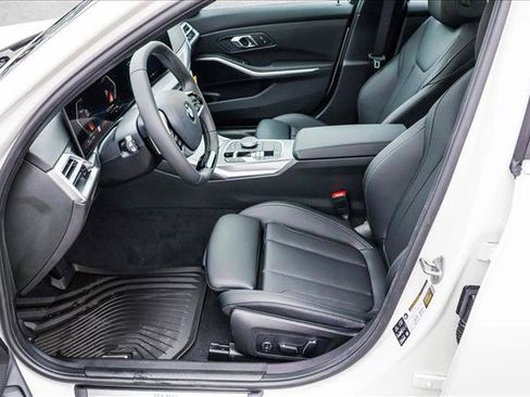 Certified 2025 BMW 330i xDrive Sedan w/ Convenience Package image 12