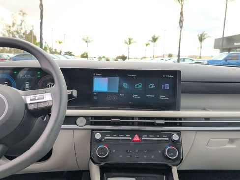 Certified 2025 Hyundai Tucson SEL FWD image 13