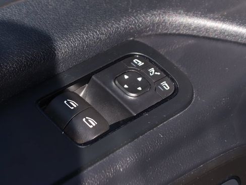 Used 2022 Mercedes-Benz Sprinter 2500 image 23