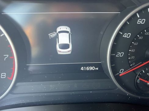 Used 2018 Kia Stinger Premium AWD/4WD image 10