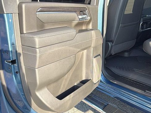 New 2026 Chevrolet Silverado 2500 LTZ w/ LTZ Premium Package AWD/4WD image 17