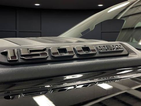 Used 2019 RAM 1500 Laramie w/ Sport Appearance Package AWD/4WD image 43