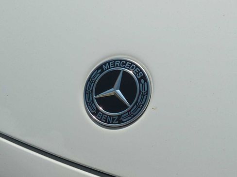Certified 2025 Mercedes-Benz GLB 250 4MATIC image 12