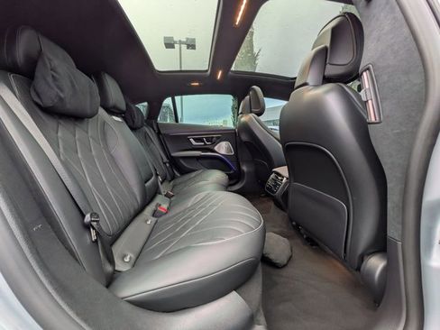 Certified 2023 Mercedes-Benz EQS 580 4MATIC Sedan image 20