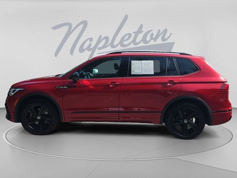 Certified 2024 Volkswagen Tiguan SE R-Line AWD/4WD image 4