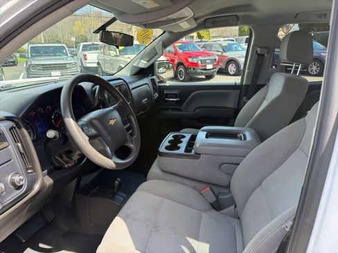 Used 2019 Chevrolet Silverado 1500 Custom AWD/4WD image 12