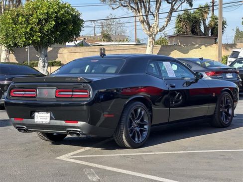 Used 2023 Dodge Challenger R/T Scat Pack image 6