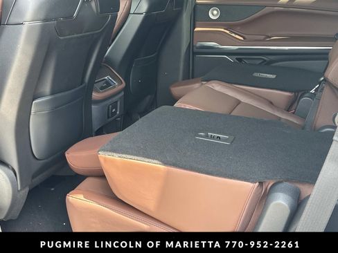New 2026 Lincoln Navigator Reserve AWD/4WD image 20