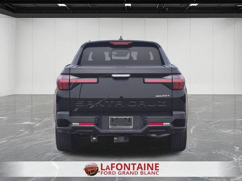 Used 2023 Hyundai Santa Cruz Night AWD/4WD image 4