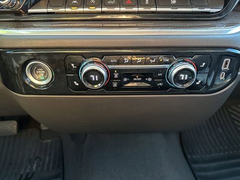 Used 2022 GMC Sierra 1500 Elevation image 19