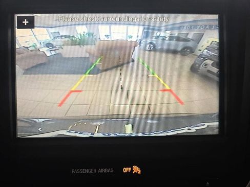 Used 2017 Lincoln MKC Select AWD/4WD image 23
