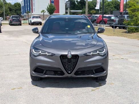 Used 2024 Alfa Romeo Stelvio Veloce AWD/4WD image 5