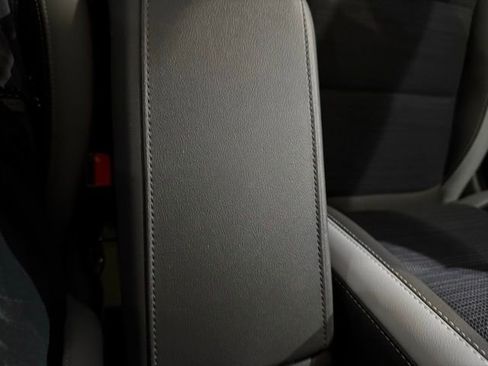 Used 2025 Buick Envista Preferred w/ Convenience I Package FWD image 21