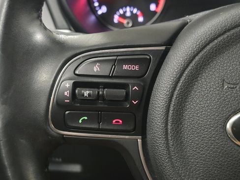 Used 2018 Kia Optima EX image 32