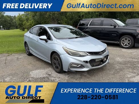 Used 2017 Chevrolet Cruze LT w/ Convenience Package FWD image 1