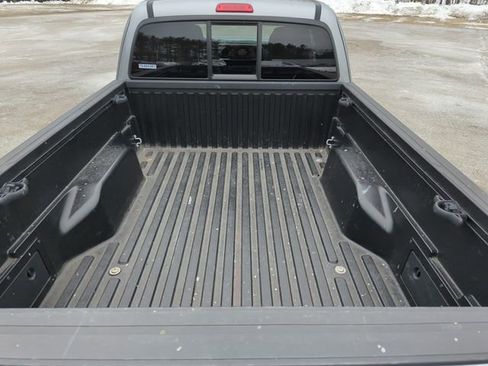 Used 2017 Toyota Tacoma SR5 image 27