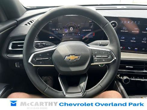 New 2026 Chevrolet Traverse LT w/ Driver Confidence Package FWD image 8