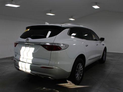 Used 2024 Buick Enclave Essence w/ Technology Package image 9