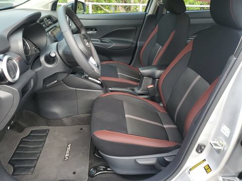 Certified 2025 Nissan Versa SR w/ Trunk Package FWD image 19