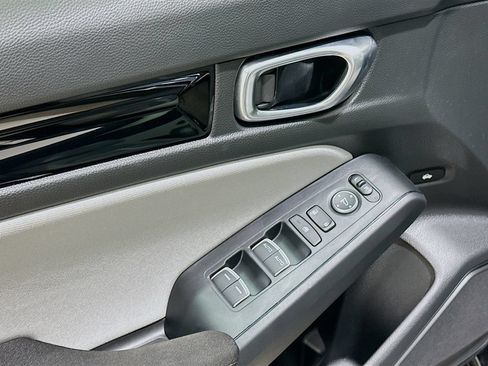Used 2026 Honda Civic Sport image 17
